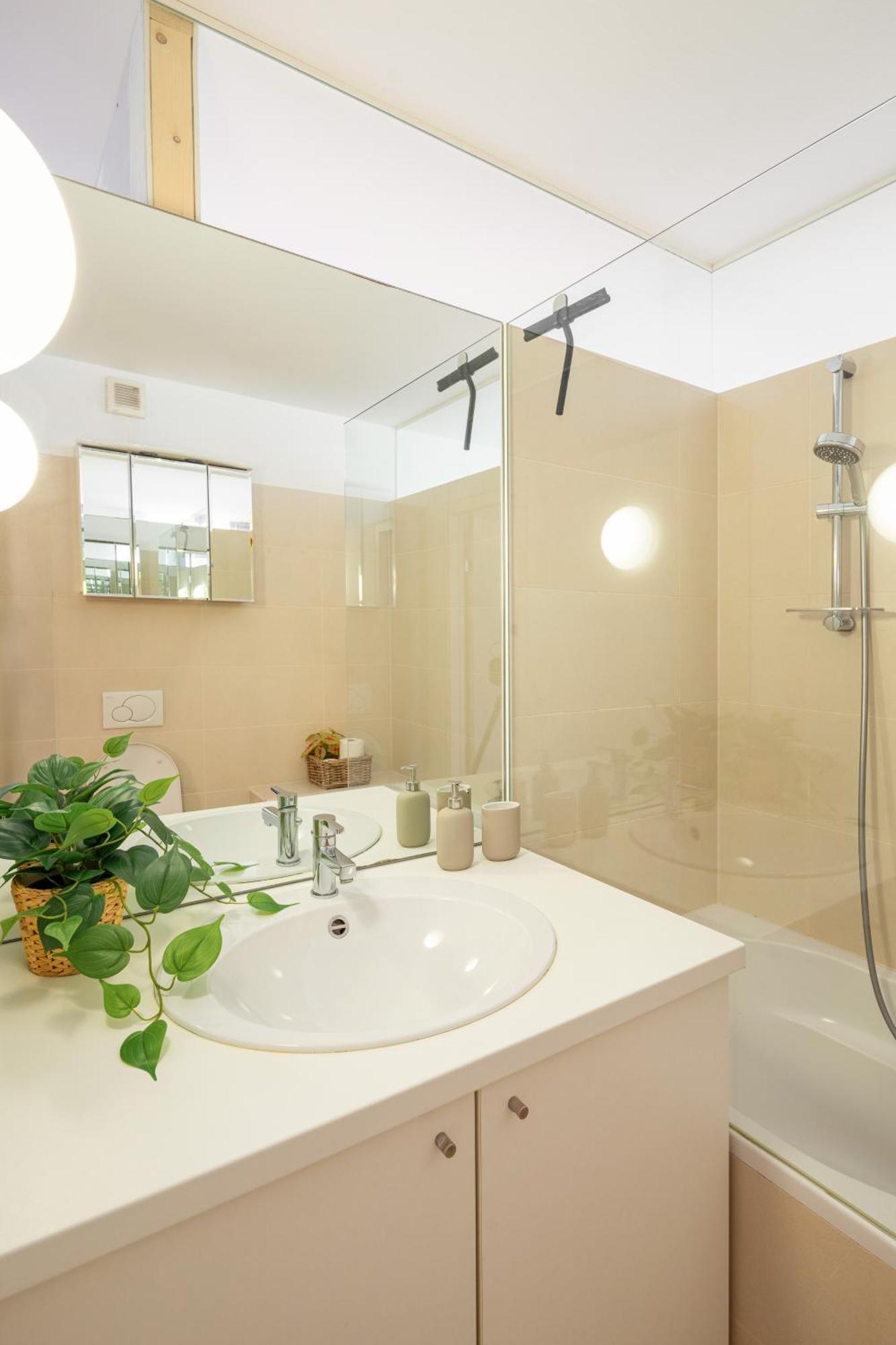 Gemuetliches, Ruhiges Apartment - 90M2 Mit Garten Und Terrasse Wien Exteriör bild